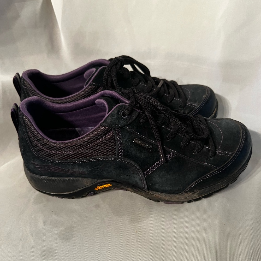 Dansko Nurse Shoes
